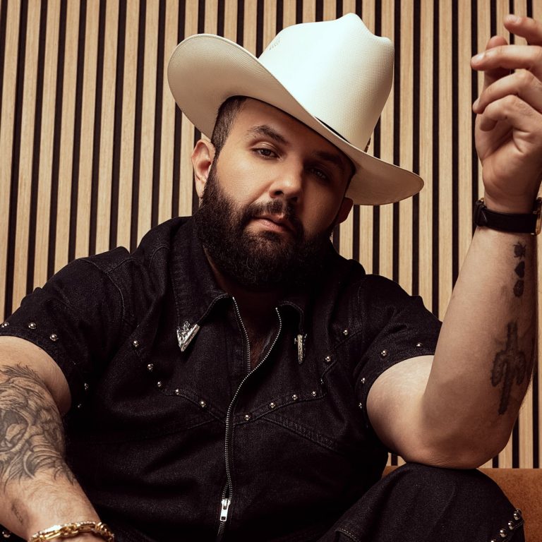 Carín León: “Soy un enamorado de la música, no de un género”