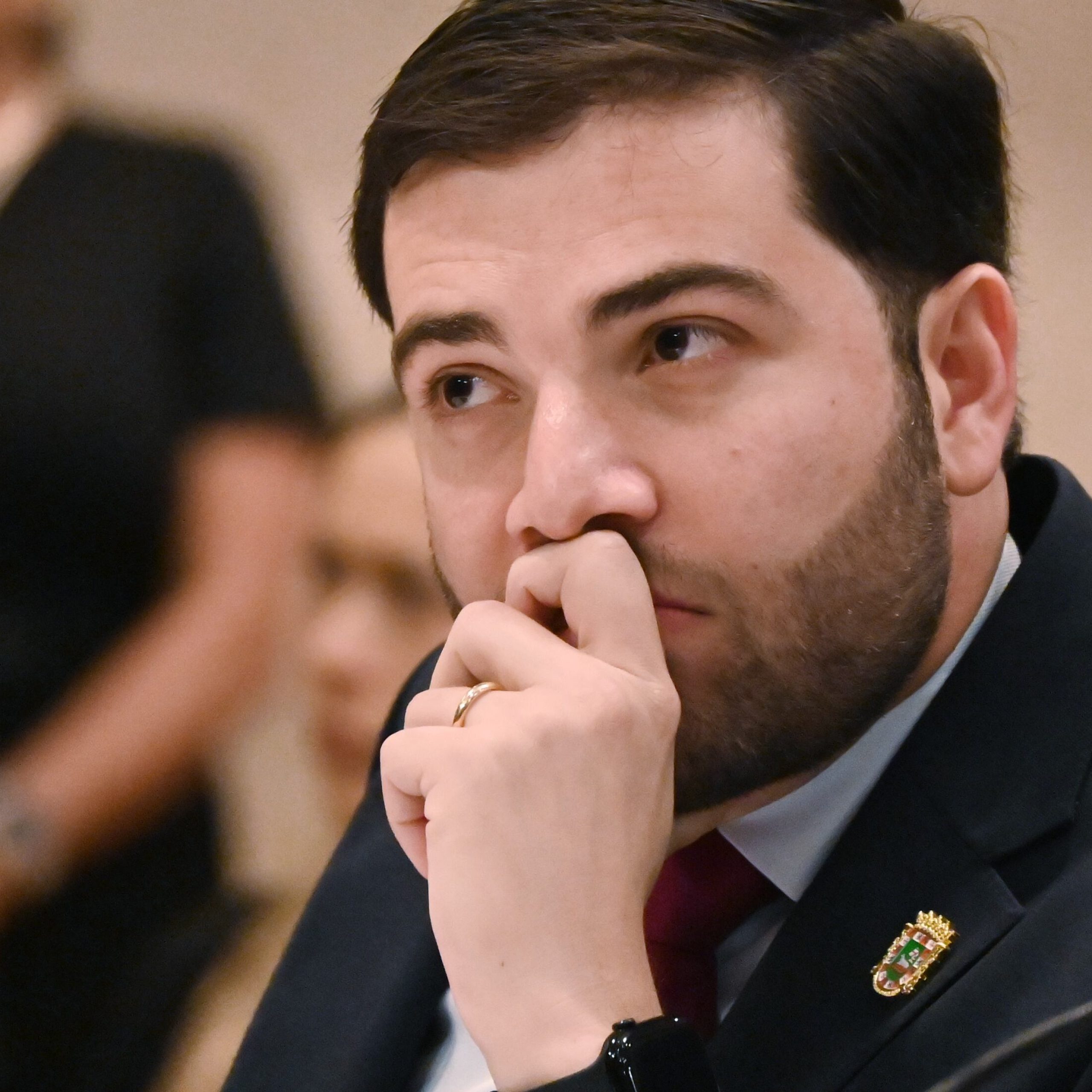 DDEC a favor de transformar el sistema de permisos