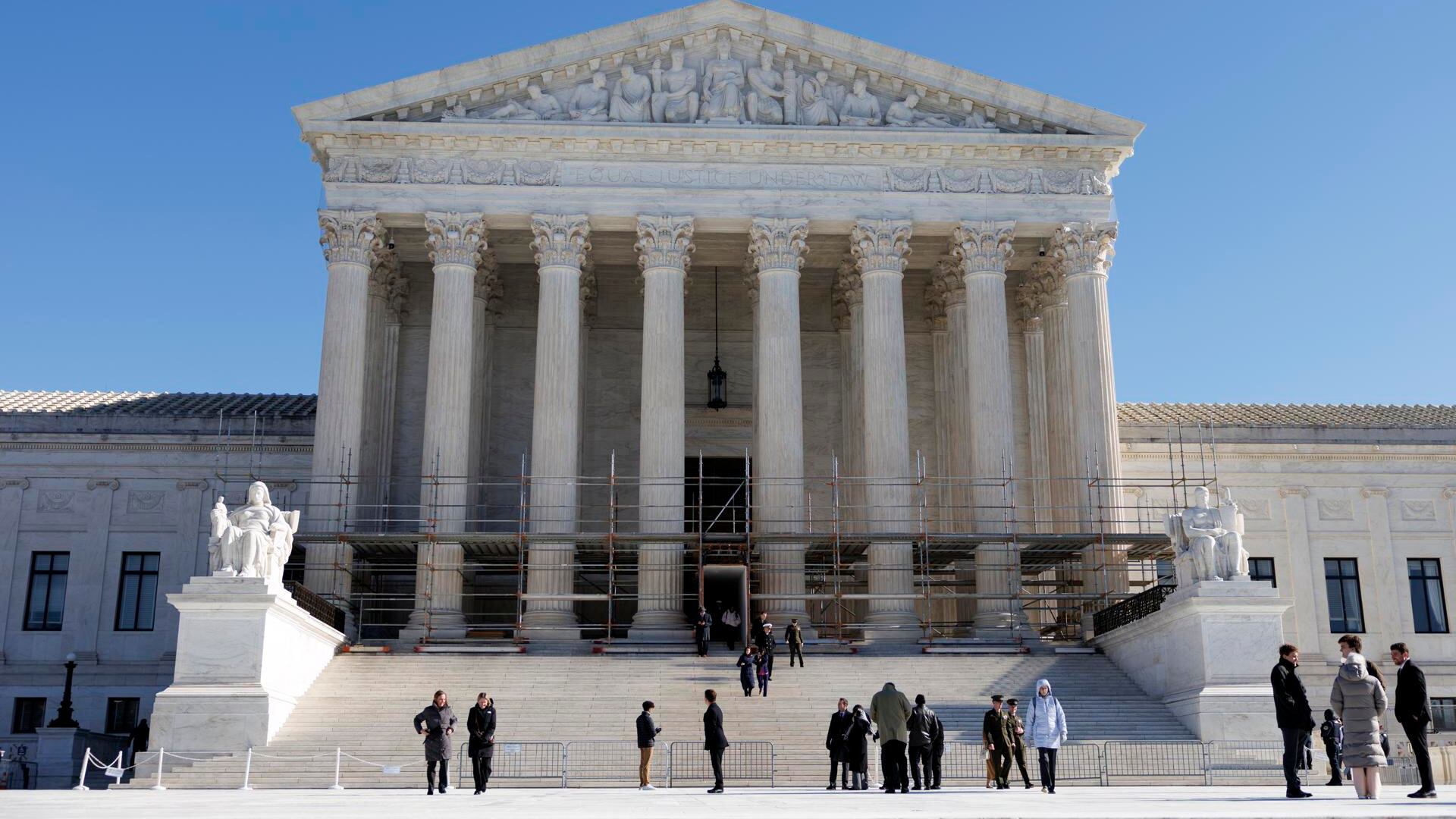 EE.UU. inicia reembolsos por $166,000 millones tras anulación de aranceles de Trump