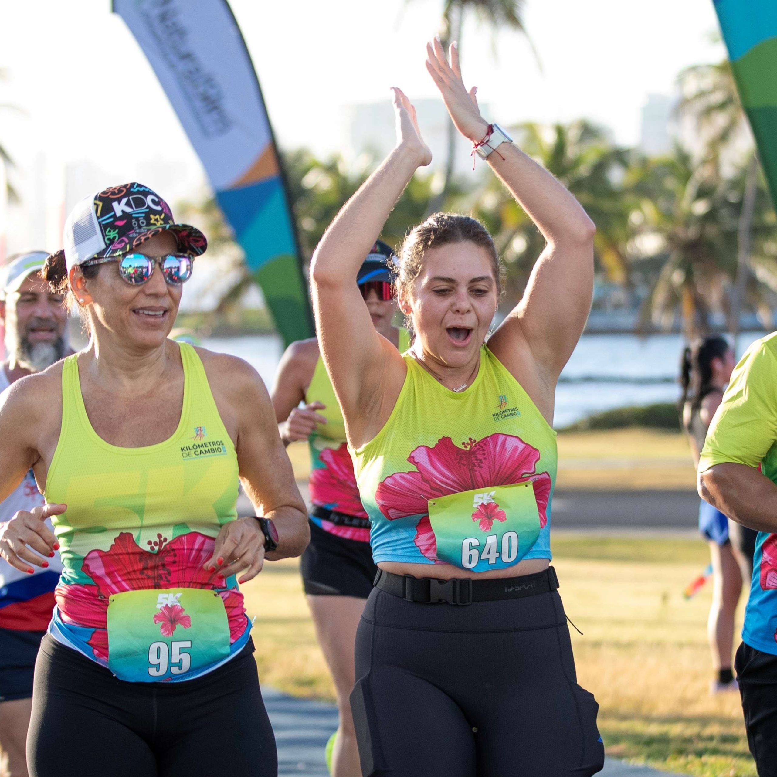 Más de 1,800 personas corren el 5K de Kilómetros de Cambio contra la violencia doméstica