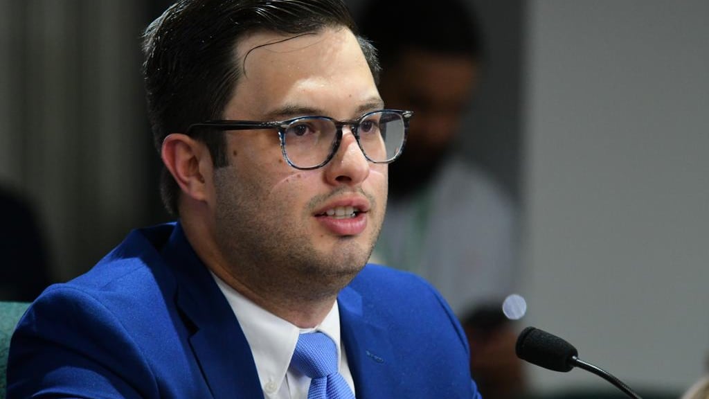 PPD exige vistas públicas amplias sobre medida que devolvería a la Legislatura control del salario mínimo